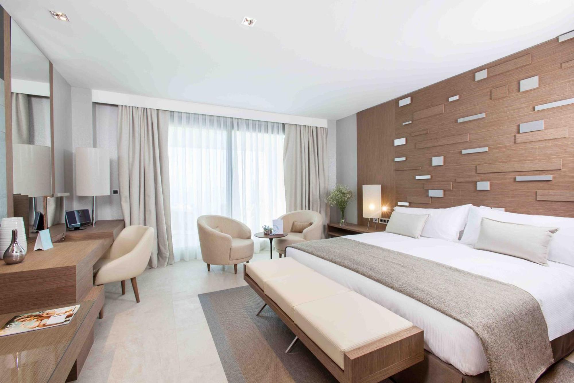 Don Carlos Marbella Exterior foto A bedroom at the hotel