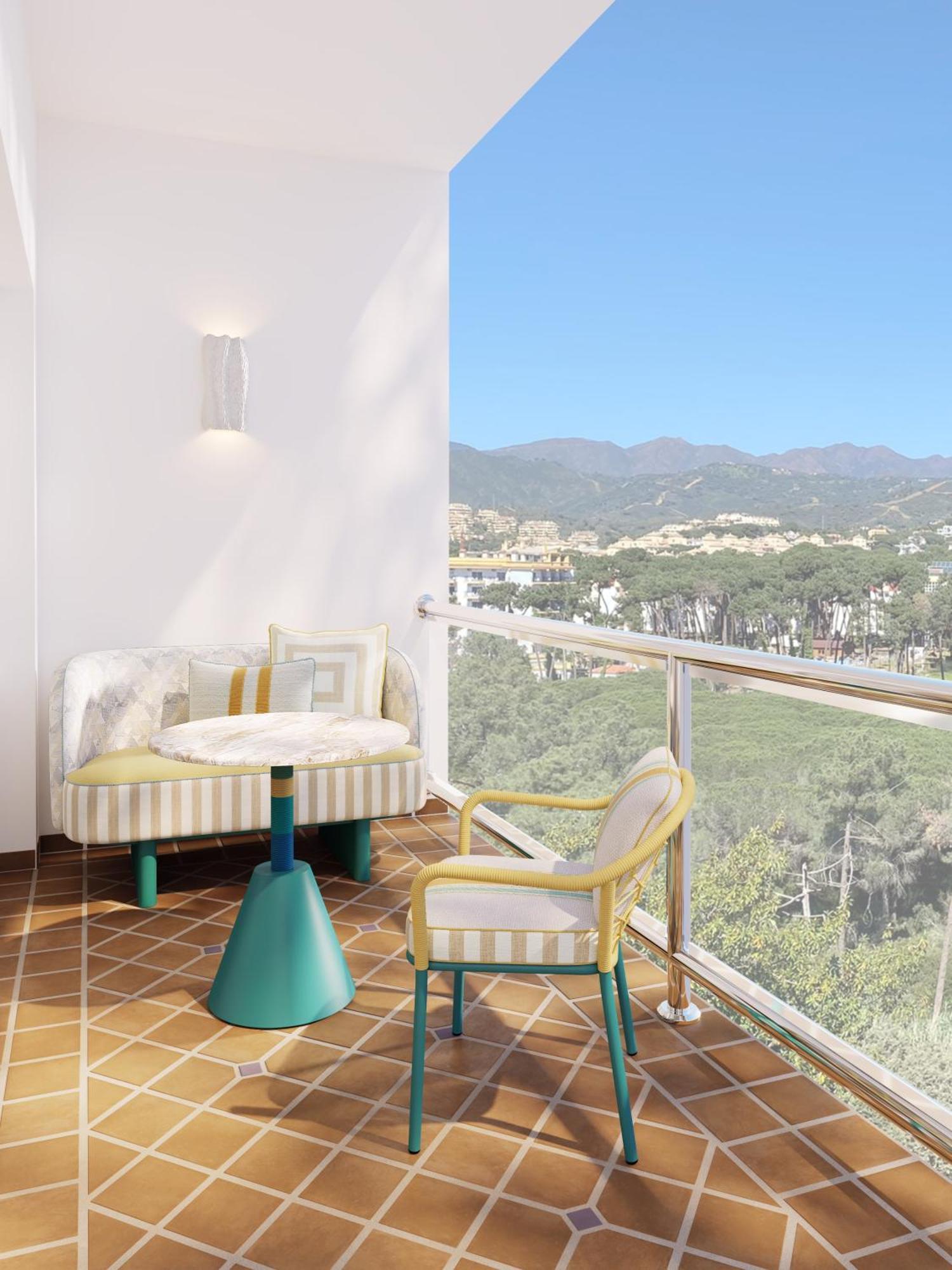 Don Carlos Marbella Exterior foto A balcony