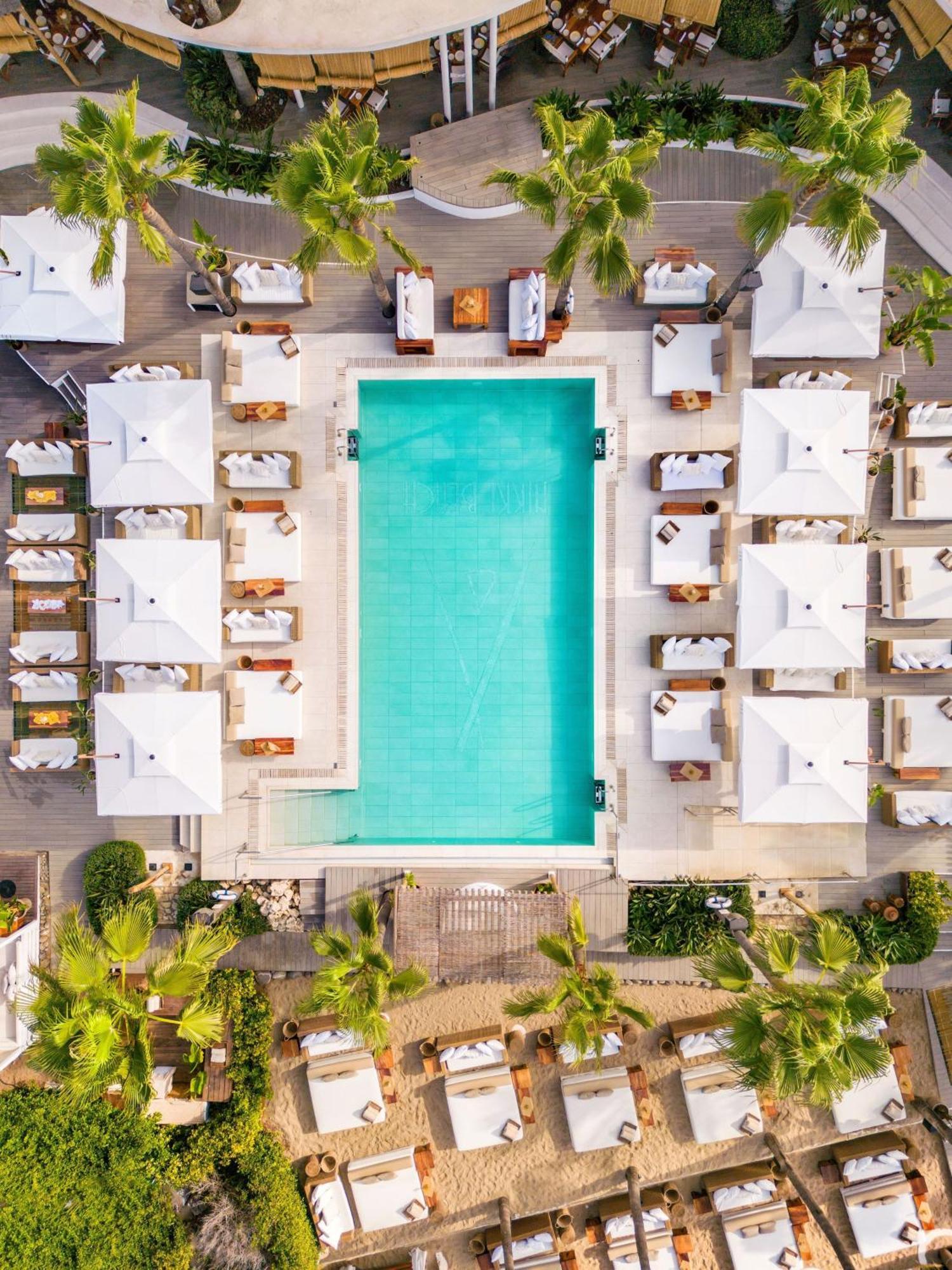 Don Carlos Marbella Exterior foto Aerial view of the pool at the 1 Hotel South Beach