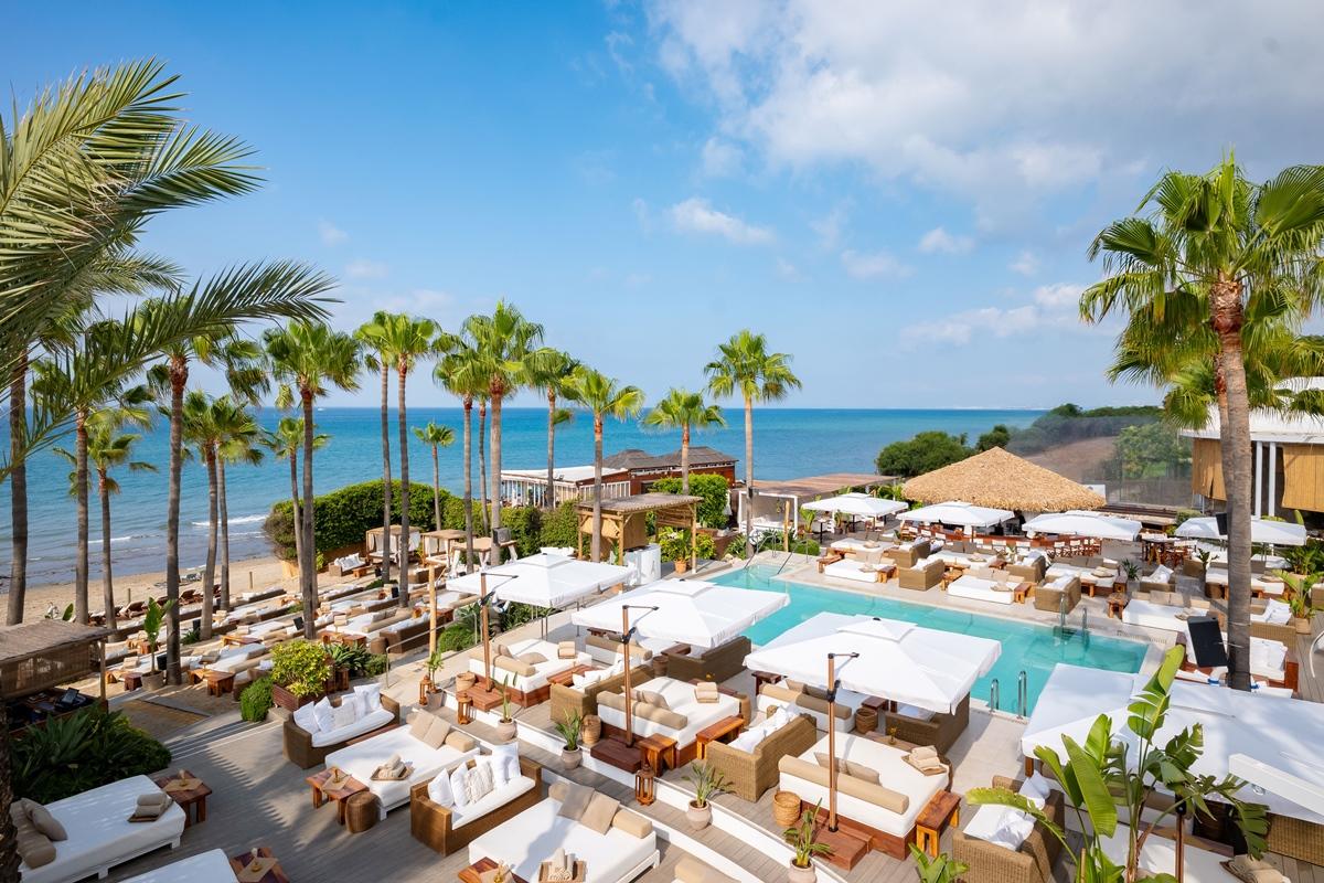 Don Carlos Marbella Exterior foto The Beach Club at Nikki Beach Resort & Spa, Porto Cervo, Sardinia, Italy